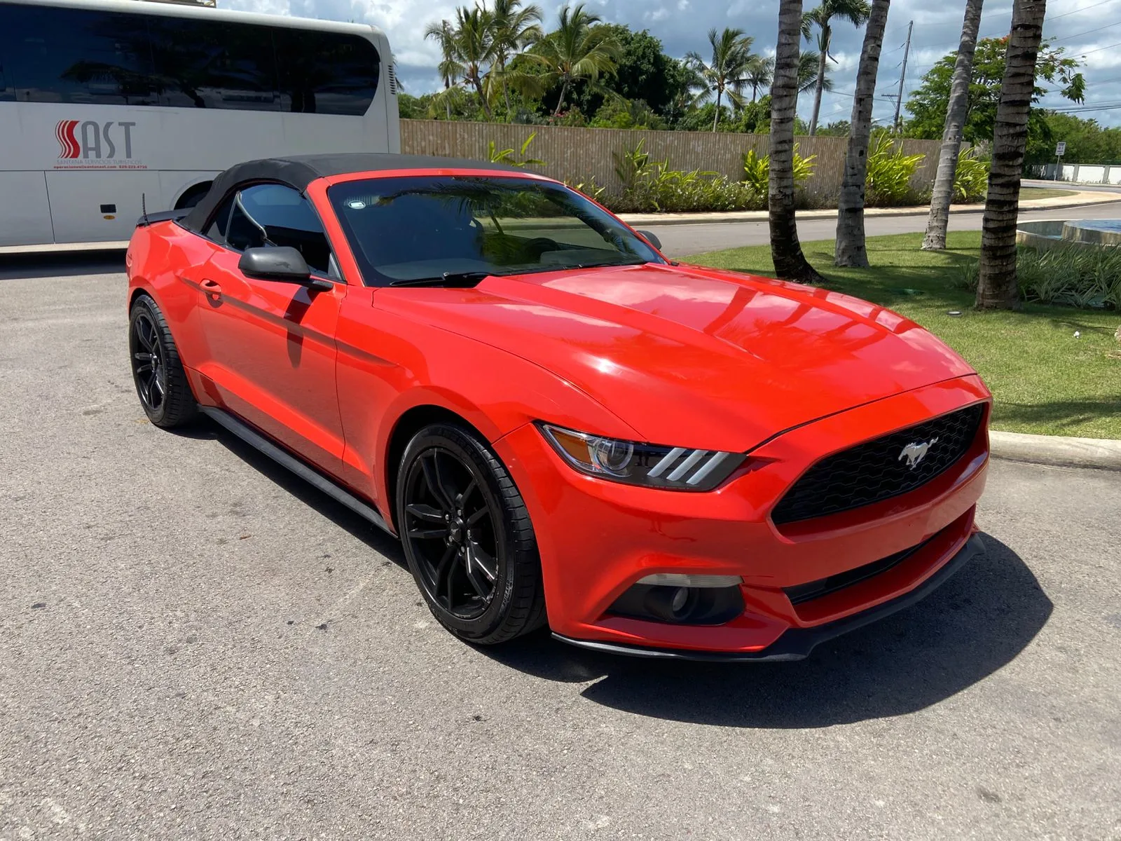 Mustang Red convertible 3.7L 2015